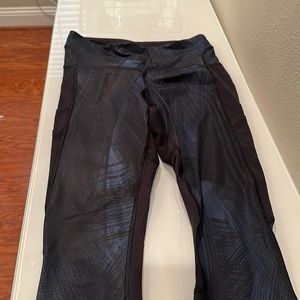 Lululemon leggings navy and black with mesh insert
